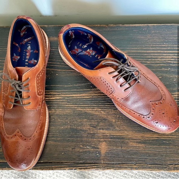 Ted Baker London Deelani Wingtip | Like New - Picture 3 of 7